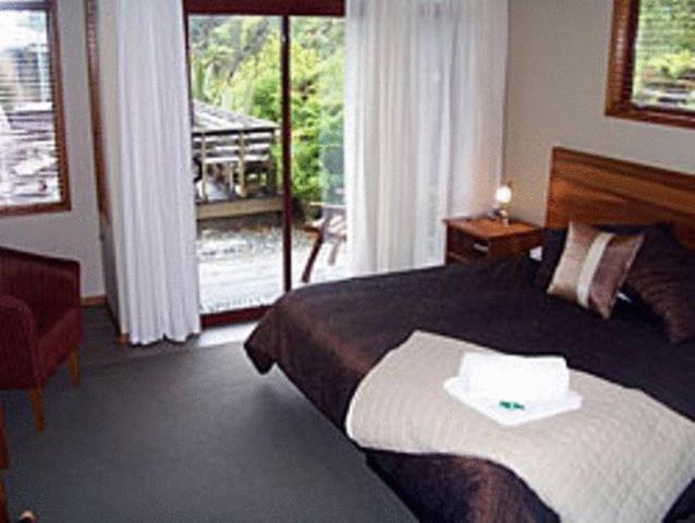 Mahitahi Lodge Bruce Bay Habitación foto